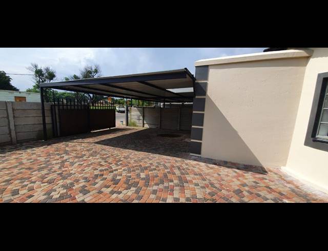 3 BEDROOM PROPERTY TO RENT IN BRENTHURST